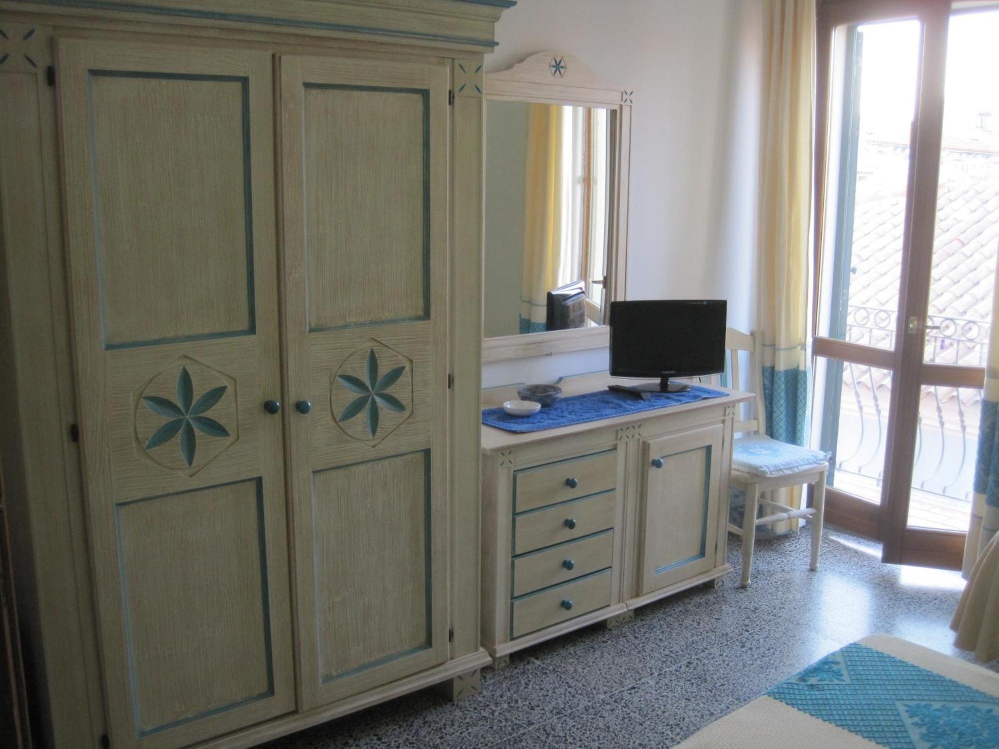 Hotel Moderno Санта Тереза Галура Стая снимка